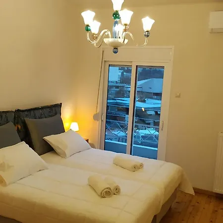 公寓 Atelier Poly - Two Bedroom For 5 Persons -50m To Metro Sintrivani Station- 6th Floor Plain View - Center - 塞萨洛尼基